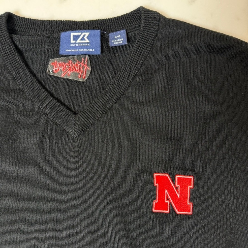 Cutter & Buck Nebraska Huskers Men L Black Excellent Merino Blend V-Neck Vest